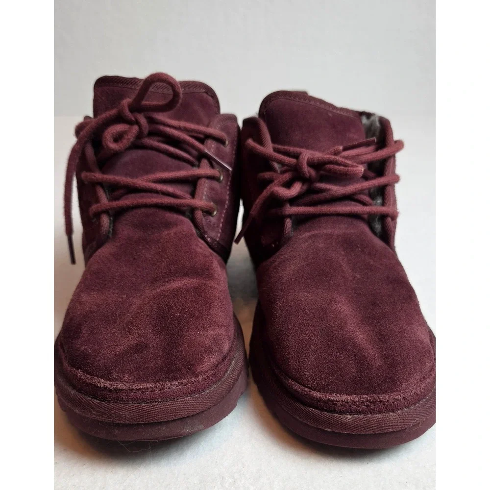 UGG Neumel Burgundy Suede Lace Up Chukka Boots Maroon Ankle Booties 3236 Men 11